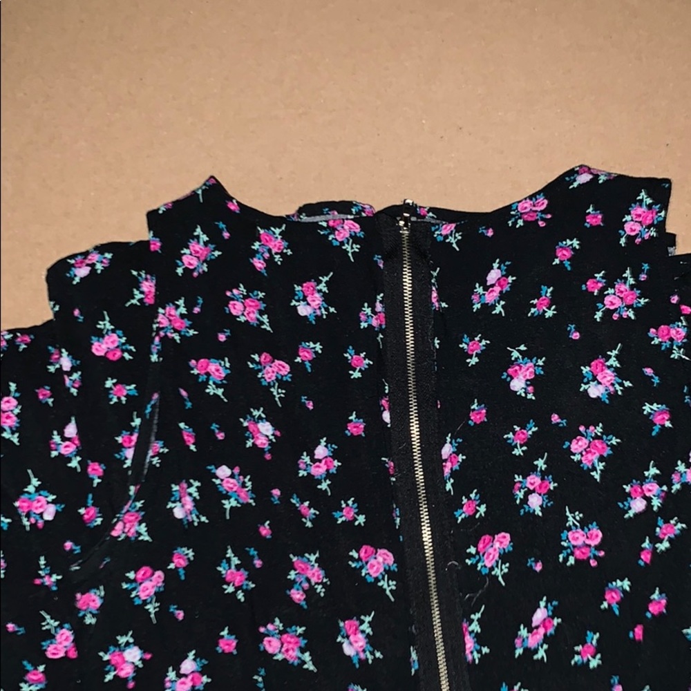 Floral Black dress - Picture 2 of 2
